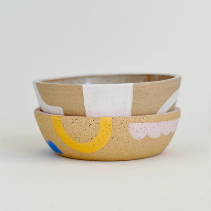 Large Balanced and Flow Shallow Bowl