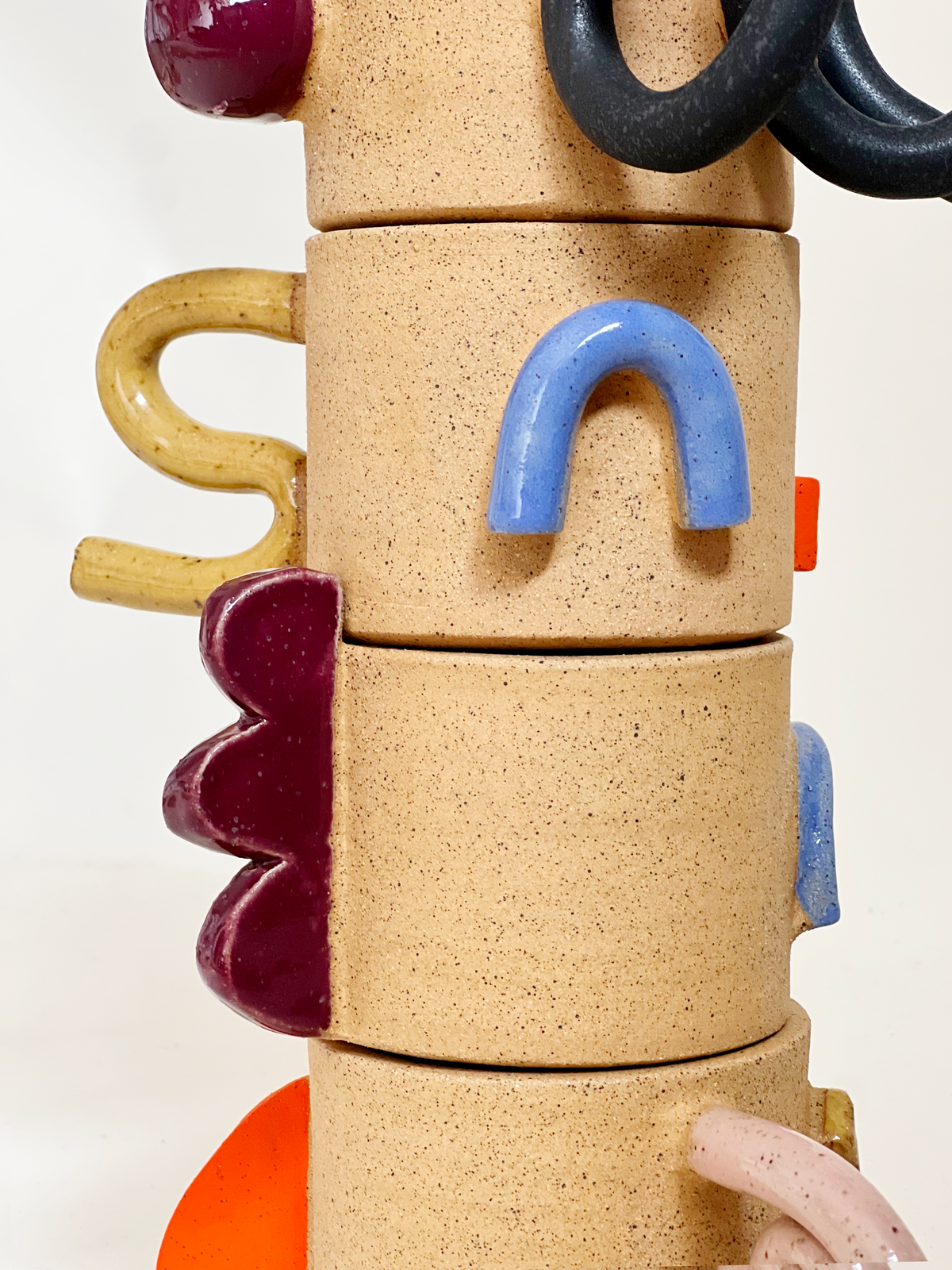 COLOR & SHAPE PAUSE sculptural mugs and vessels